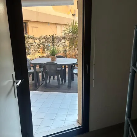 En Front De Fréjus